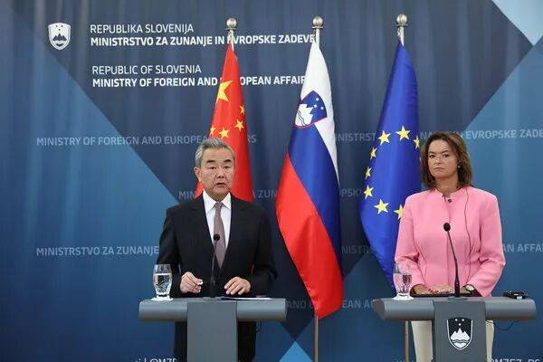 西班牙足协甲组联赛_王毅表态:中方不参与、不策划战争