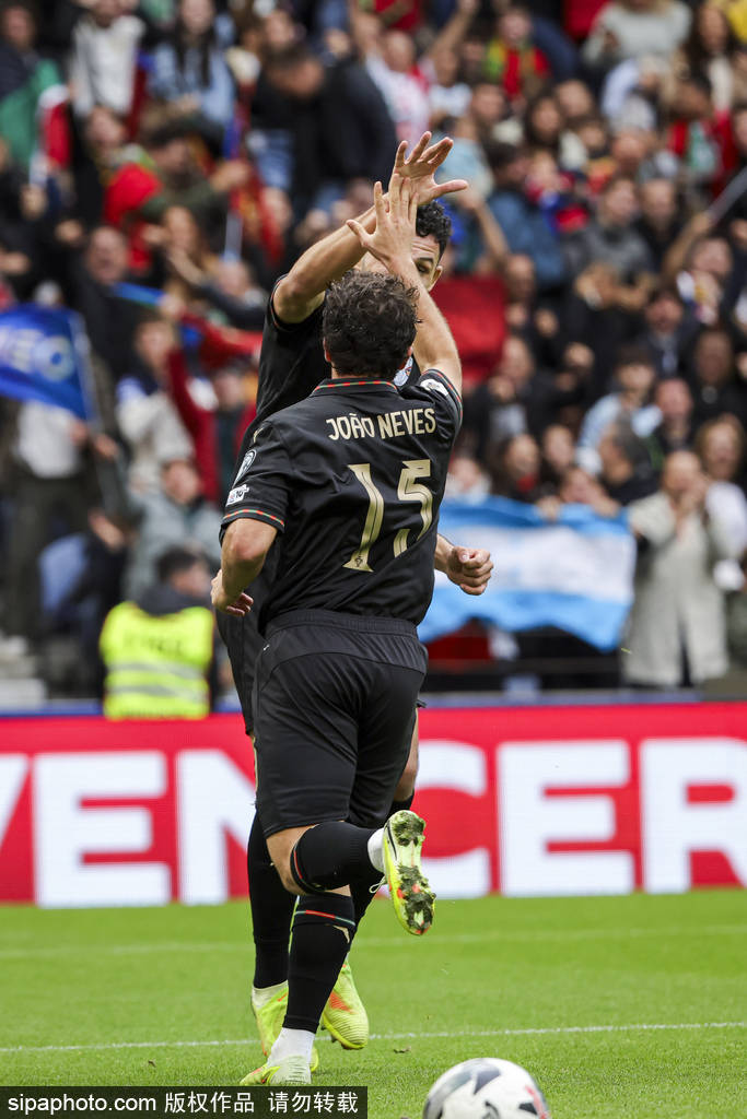 英格兰冠军联赛_直通世界杯英格兰冠军联赛!世预赛-C罗停赛B费戴帽 葡萄牙9-1亚美尼亚